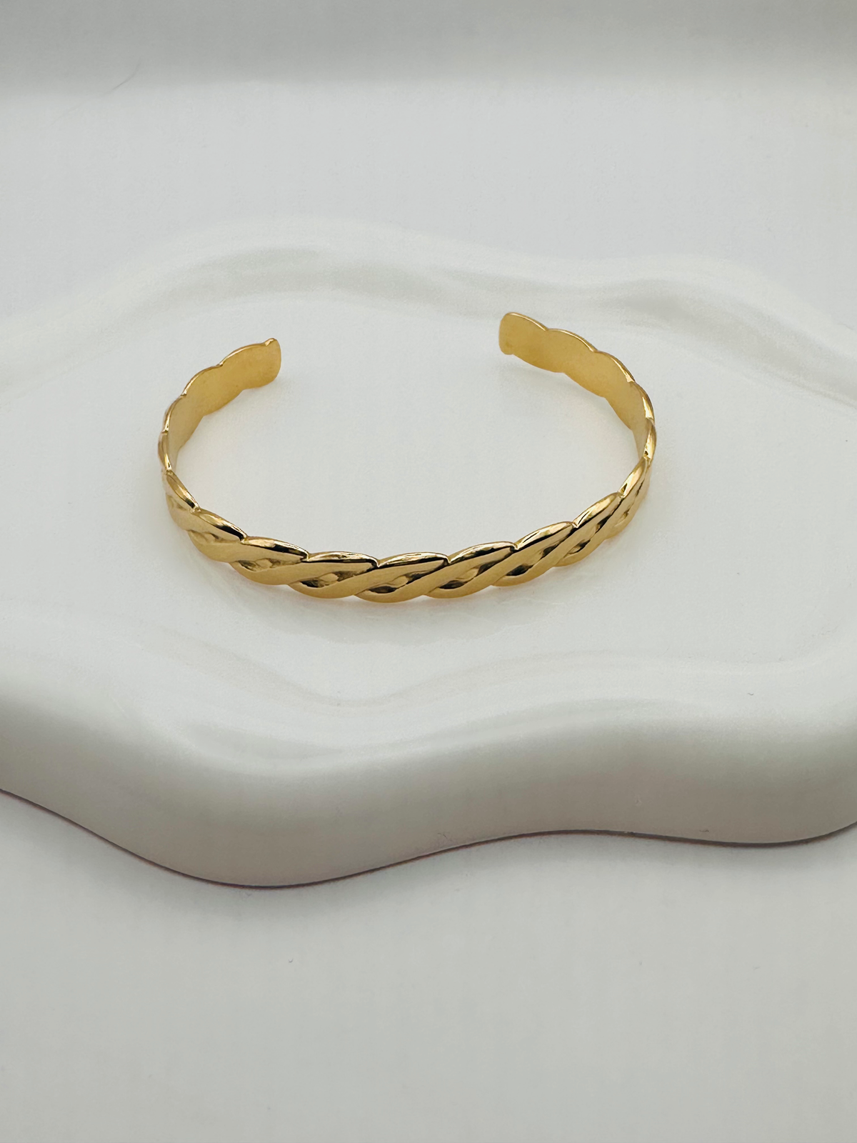 Rhea bracelet