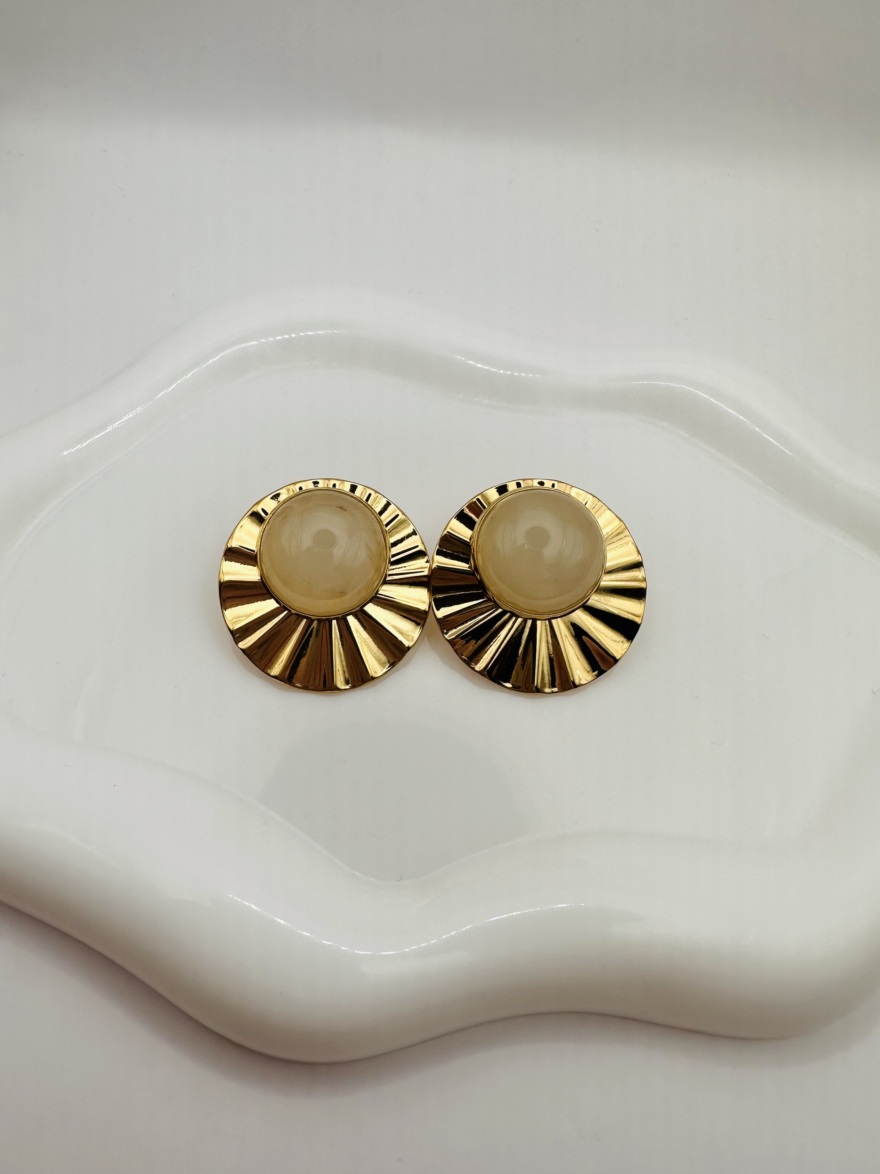 Nostalgia earrings