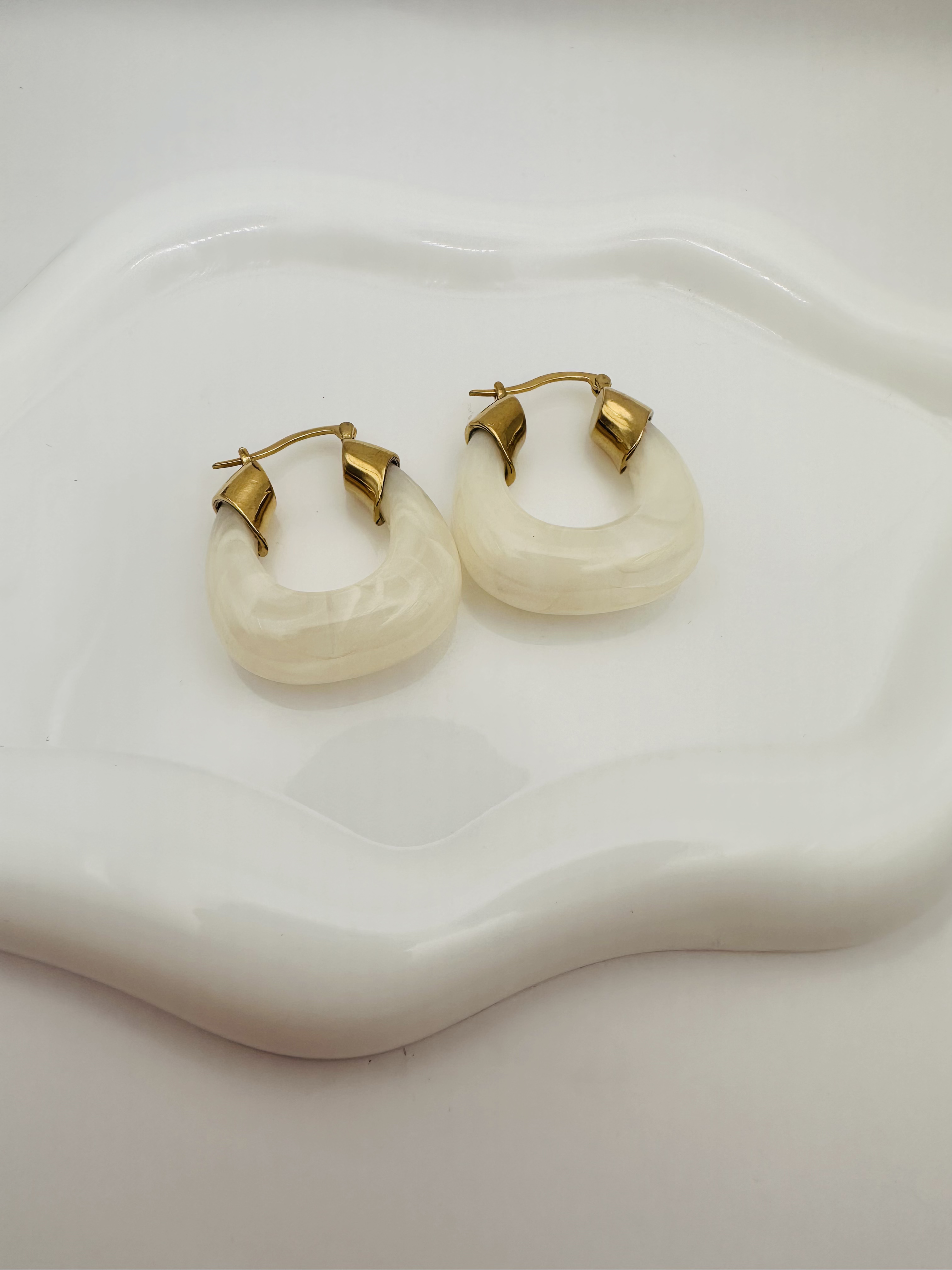 90s Muse earrings