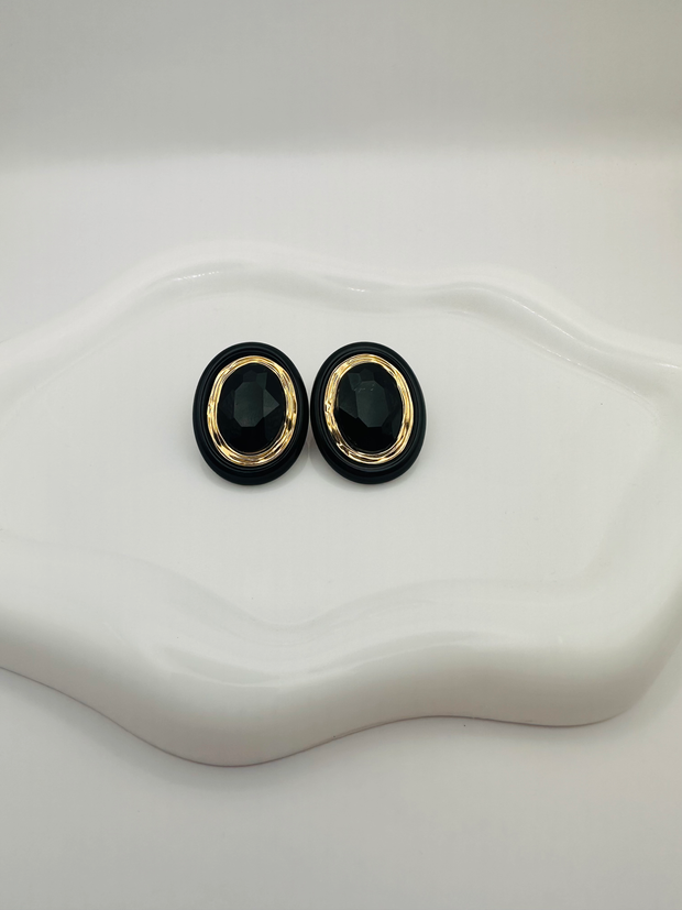 Sleek Noir earrings
