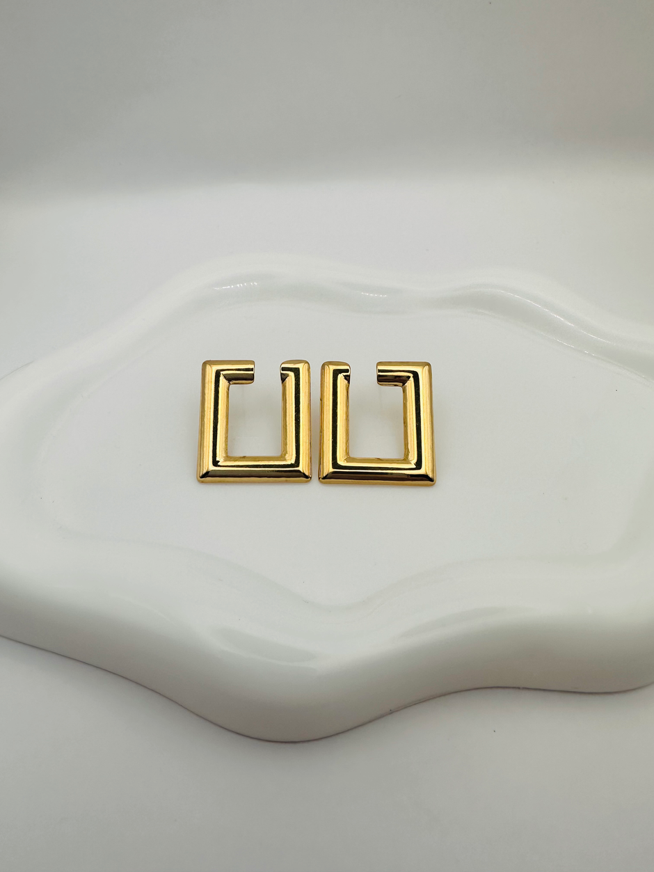 Vogue Era earrings