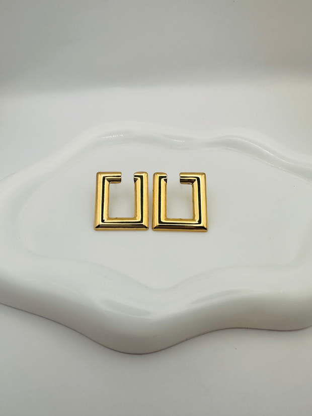 Vogue Era earrings