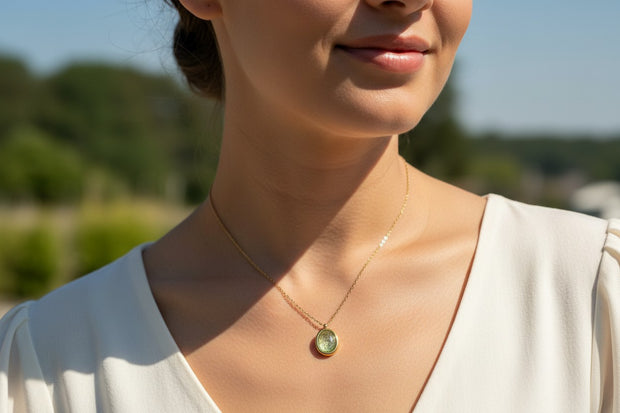 Vintage Emerald necklace