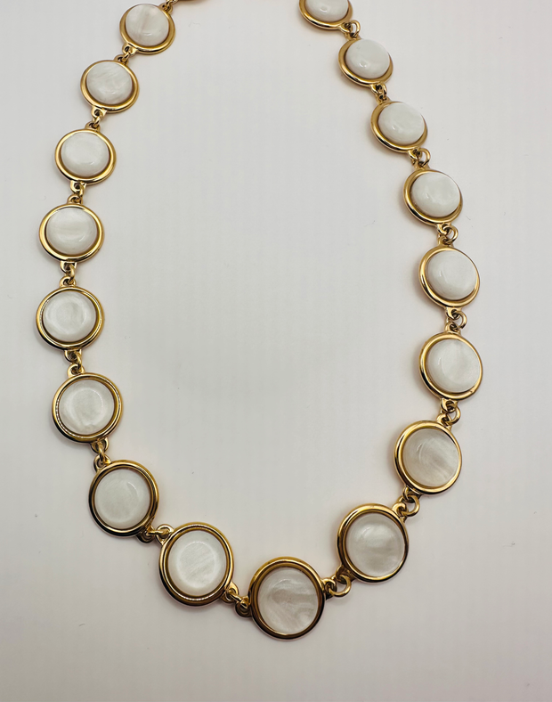 Nostalgia Pearl necklace