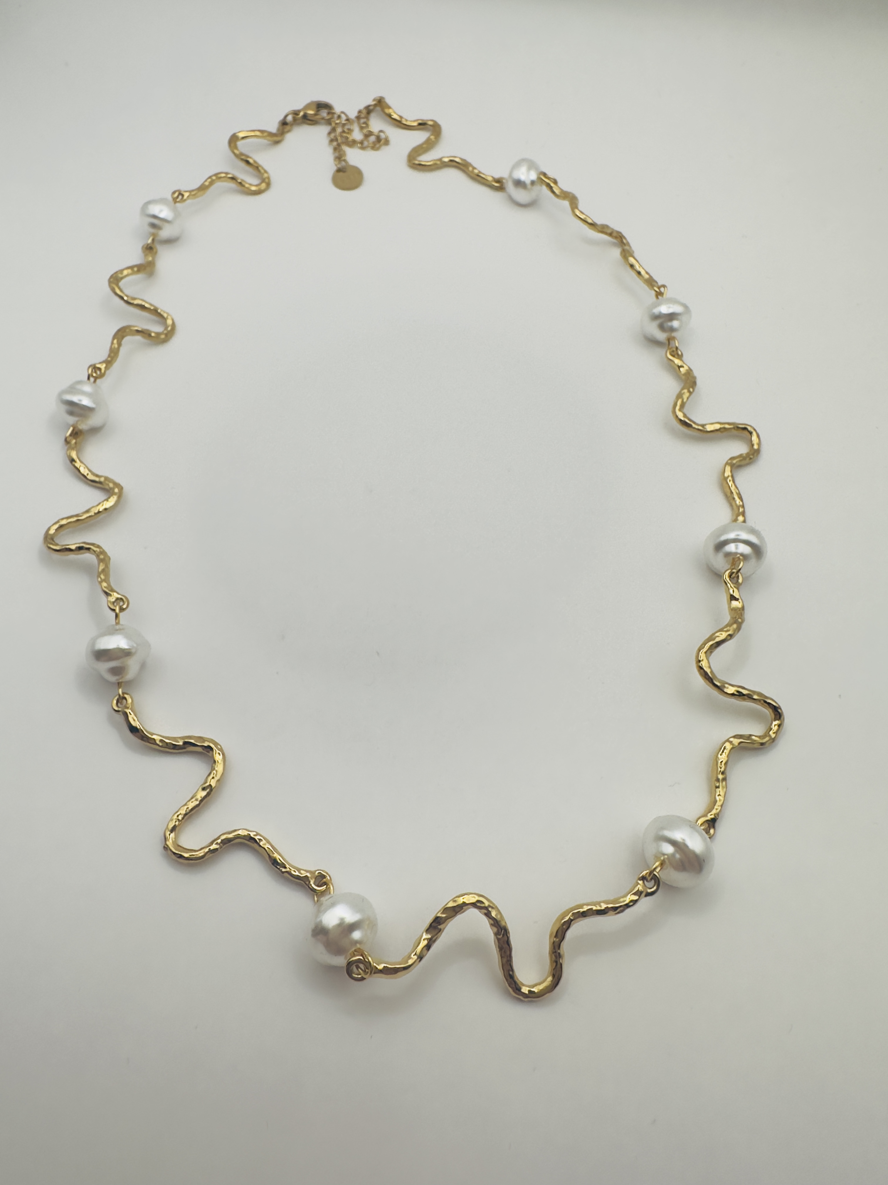 Kymata necklace