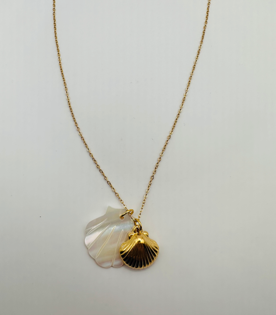 Cyclades Pearl necklace