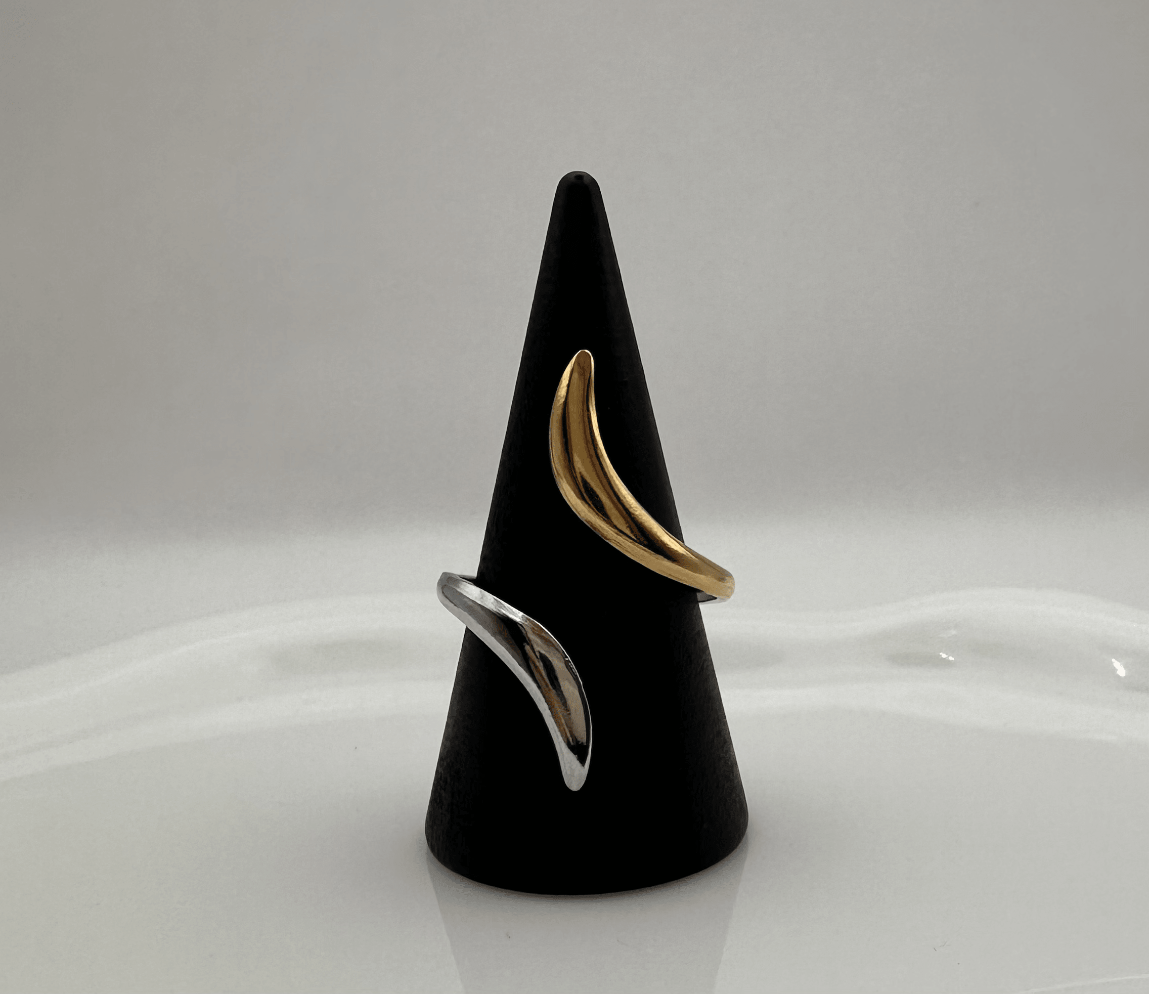 Liquid Balance ring