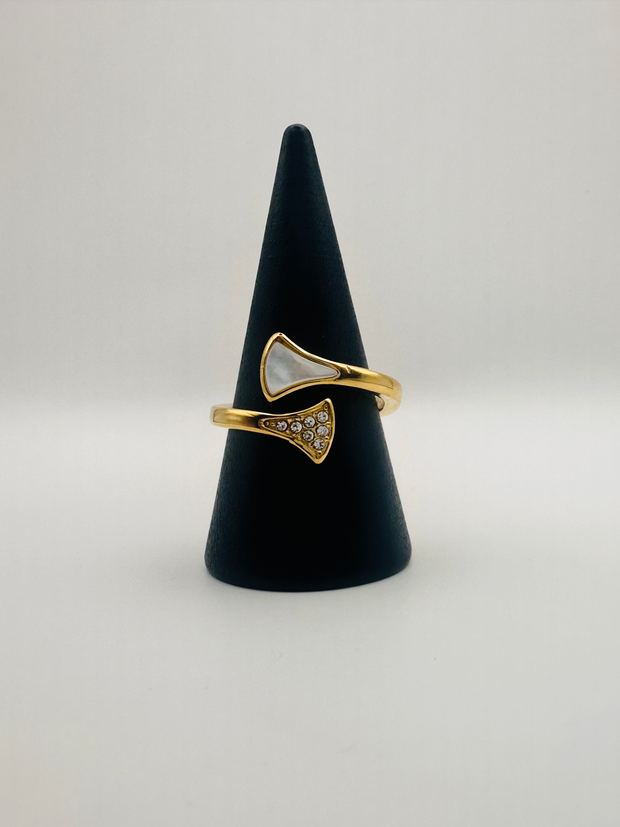 Valeria ring